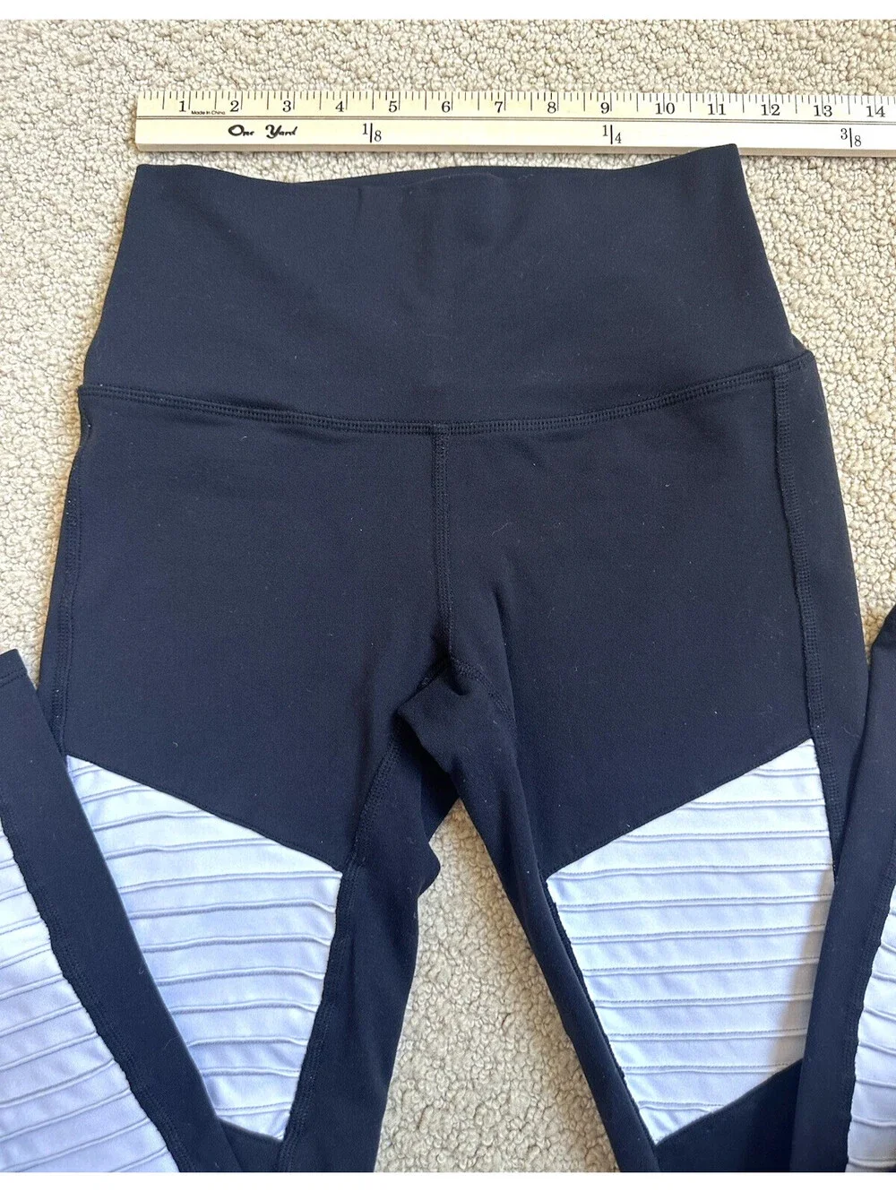 ALO Women's Yoga High Waist Moto Black with White  Legging Women's Small